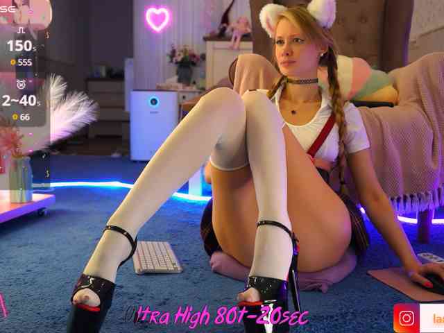 CassieKriss8537 webcam