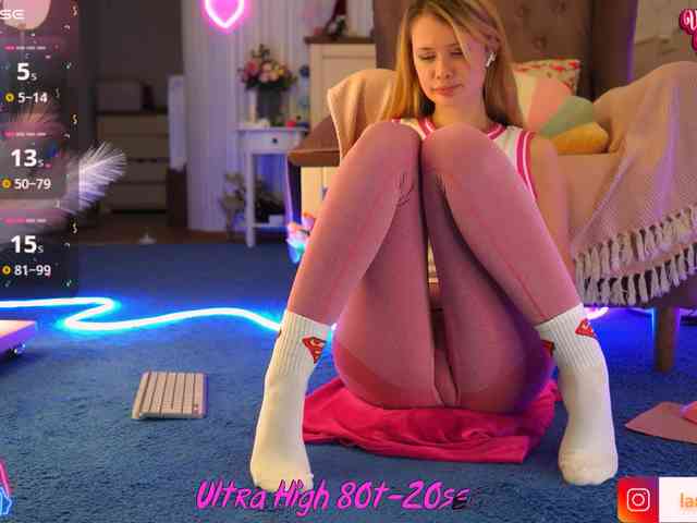 CassieKriss8537 webcam