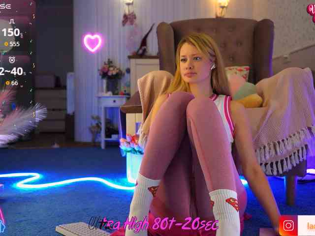 CassieKriss8537 webcam