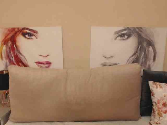 SophieKiss webcam