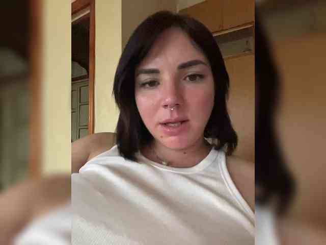 Vikki_Fox webcam