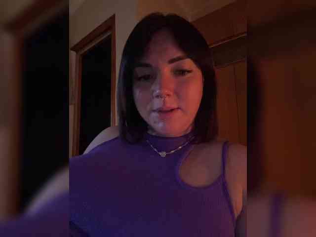 Vikki_Fox webcam