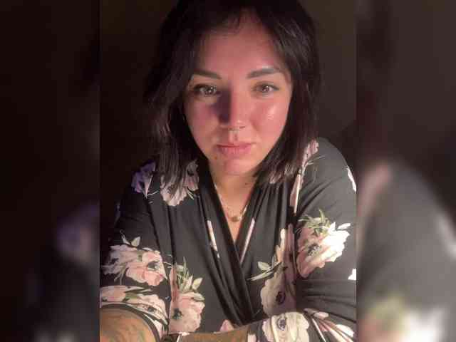 Vikki_Fox webcam