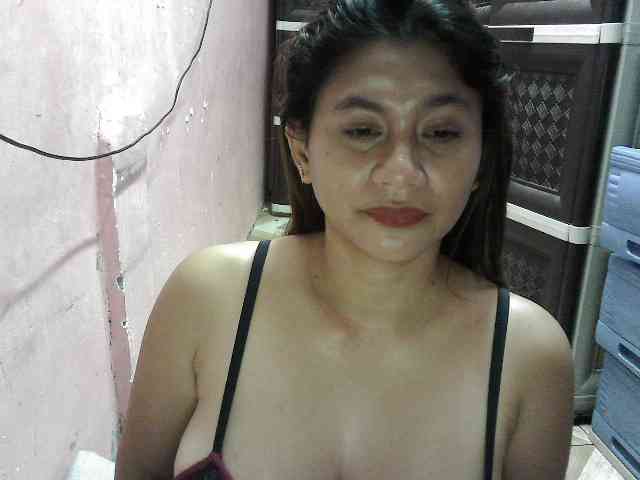 peenastyfame webcam