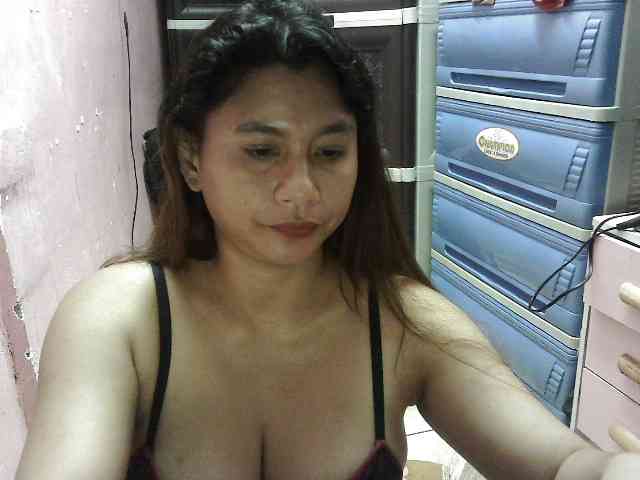 peenastyfame webcam