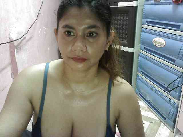 peenastyfame webcam
