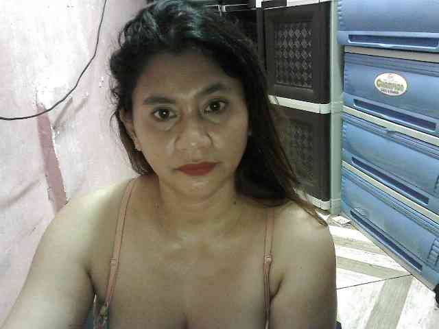 peenastyfame webcam