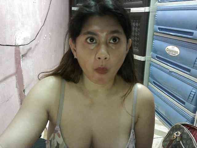 peenastyfame webcam
