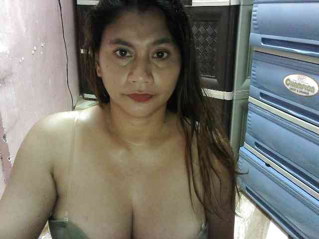 peenastyfame webcam