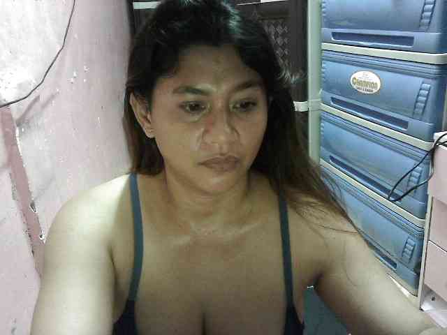 peenastyfame webcam