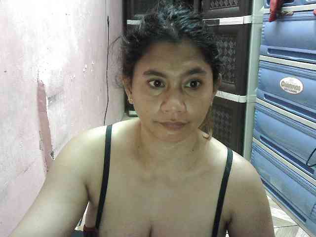 peenastyfame webcam
