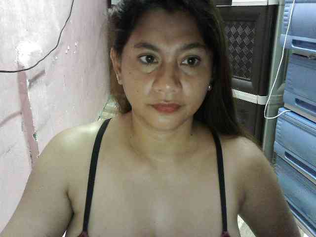 peenastyfame webcam