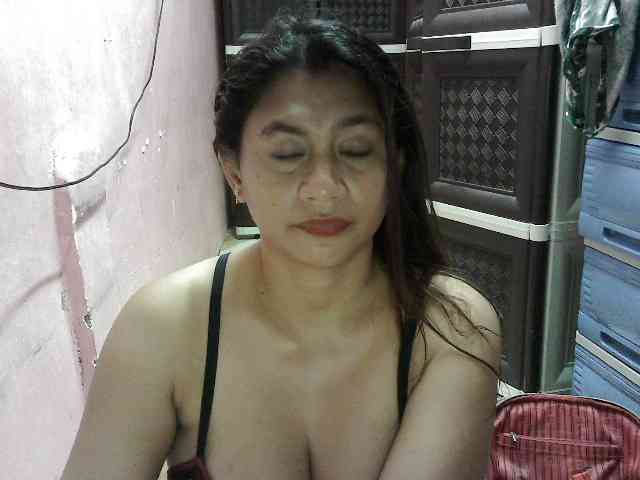 peenastyfame webcam