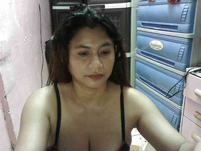 peenastyfame webcam