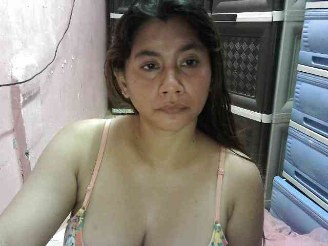 peenastyfame webcam