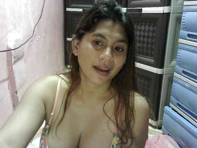 peenastyfame webcam