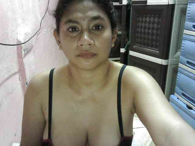 peenastyfame webcam