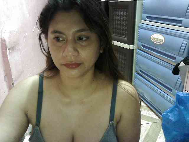 peenastyfame Live Webcam on {site_name}