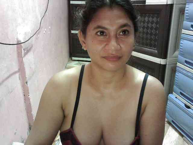 peenastyfame webcam