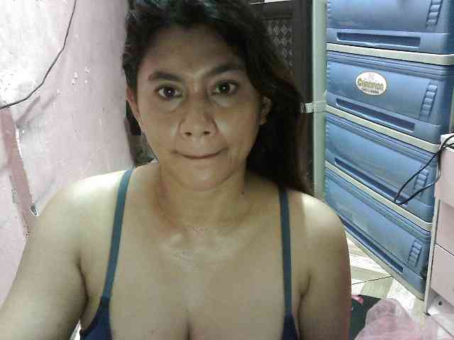 peenastyfame webcam