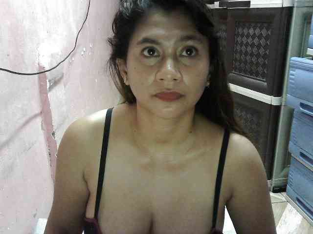 peenastyfame webcam