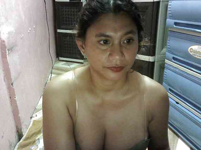peenastyfame webcam