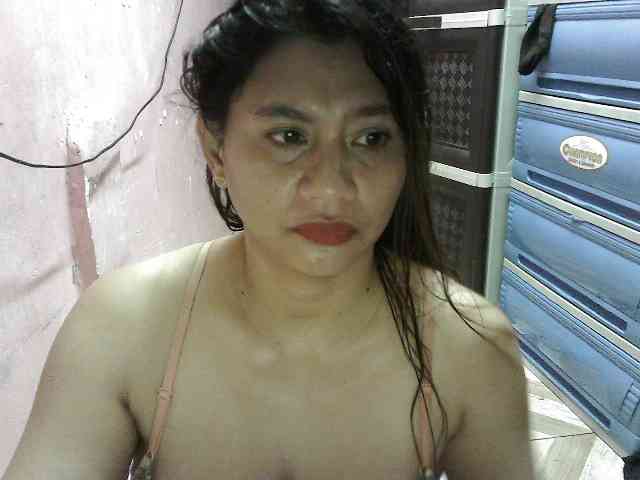 peenastyfame webcam
