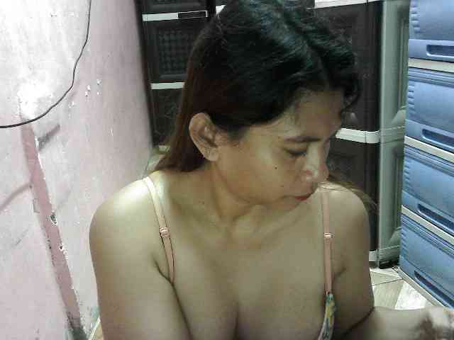 peenastyfame webcam