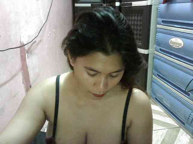 peenastyfame webcam