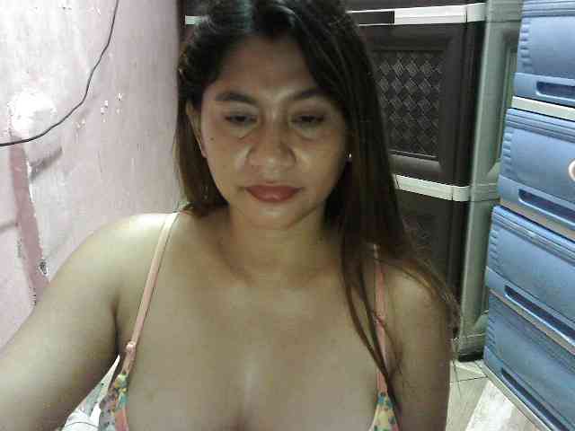 peenastyfame webcam