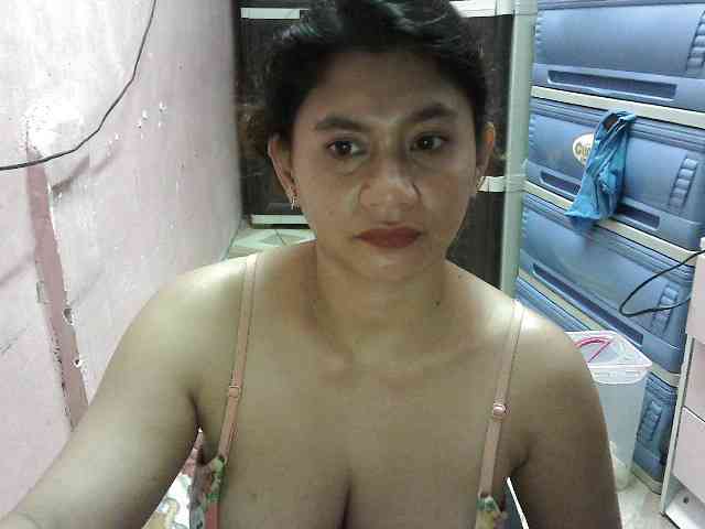 peenastyfame webcam