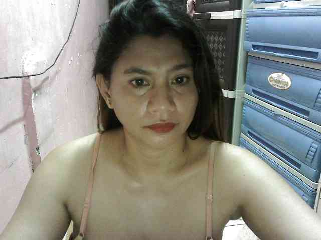 peenastyfame webcam