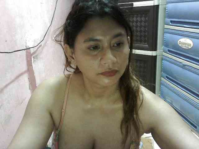 peenastyfame webcam