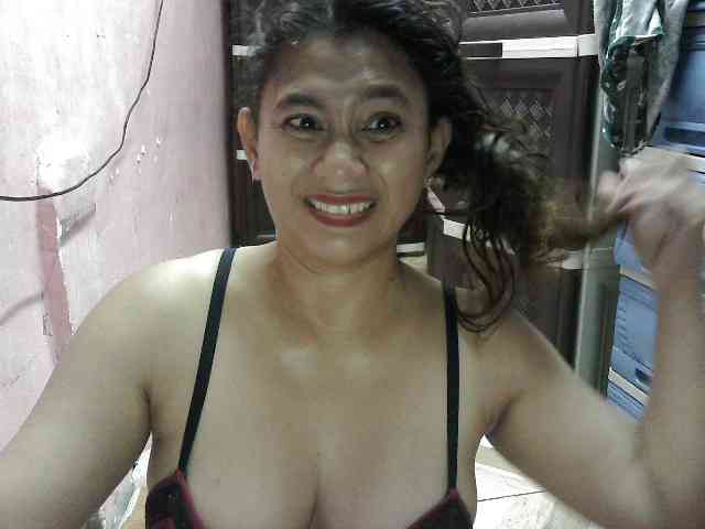 peenastyfame webcam