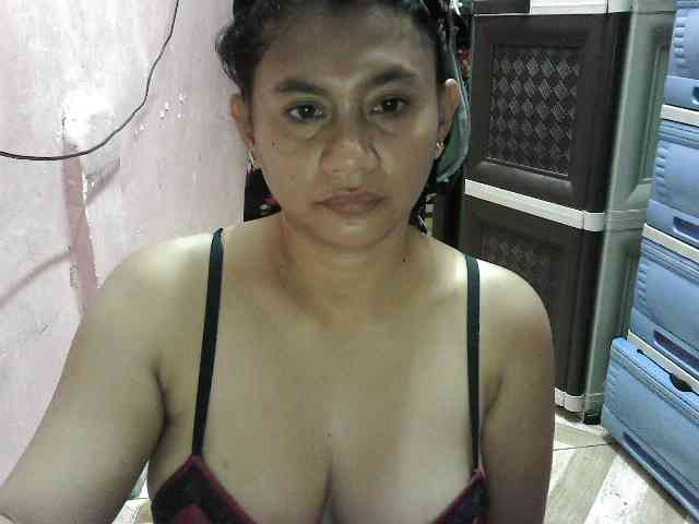 peenastyfame webcam
