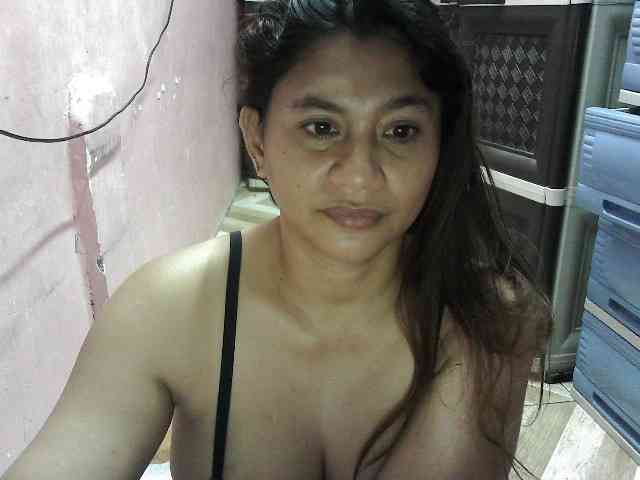 peenastyfame webcam