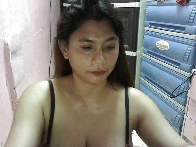 peenastyfame webcam