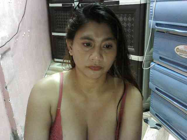 peenastyfame webcam