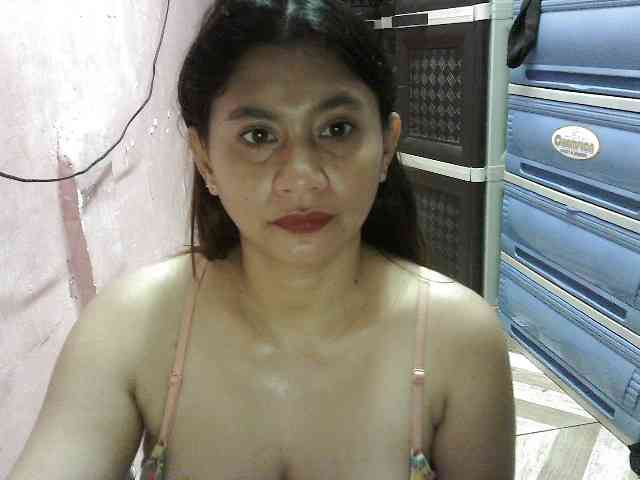 peenastyfame webcam