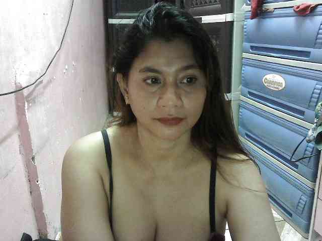 peenastyfame webcam