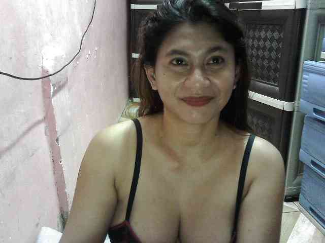 peenastyfame webcam