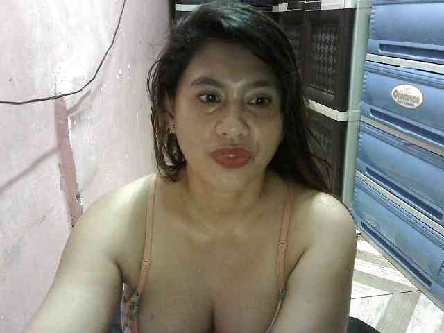 peenastyfame webcam