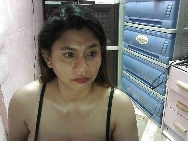 peenastyfame webcam