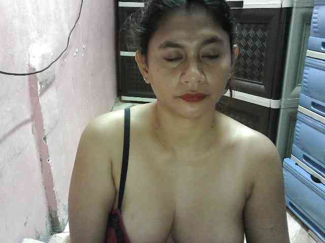 peenastyfame webcam
