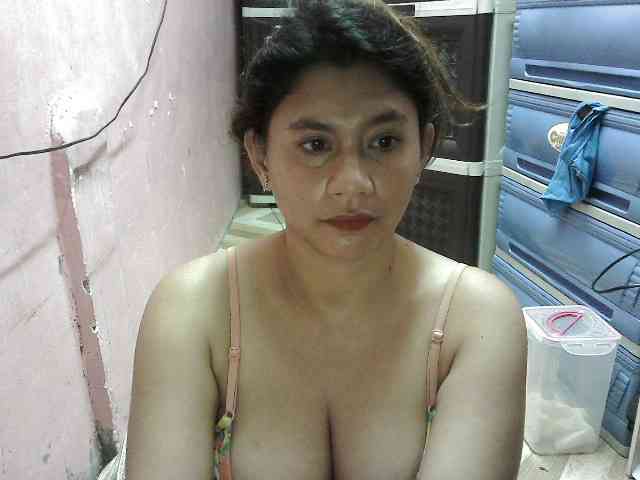 peenastyfame webcam