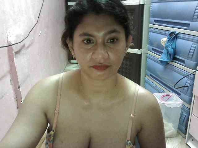 peenastyfame webcam