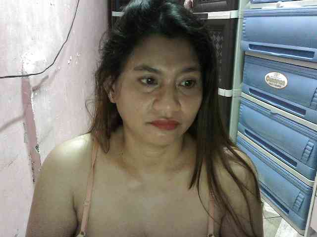 peenastyfame webcam