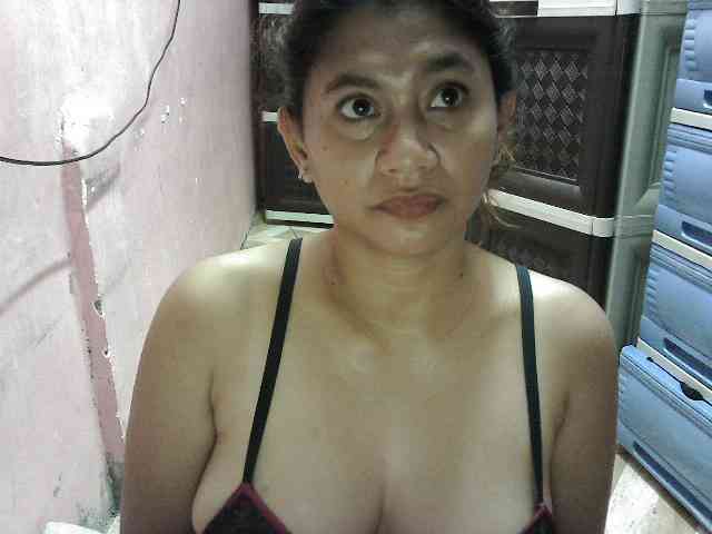 peenastyfame webcam