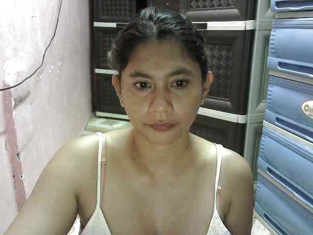 peenastyfame webcam
