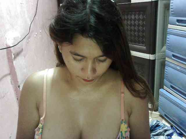 peenastyfame webcam
